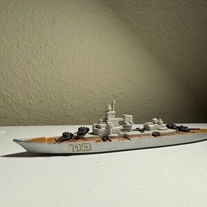 Matchbox Sea Kings K-303 Battleship Vintage 1976 Lesney England Diecast Toy